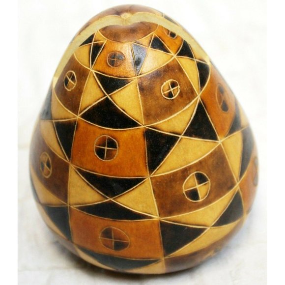 Lucuma Designs Peruvian Handmade Wooden Geometric Egg Place Card Holder - Picture 4 of 7